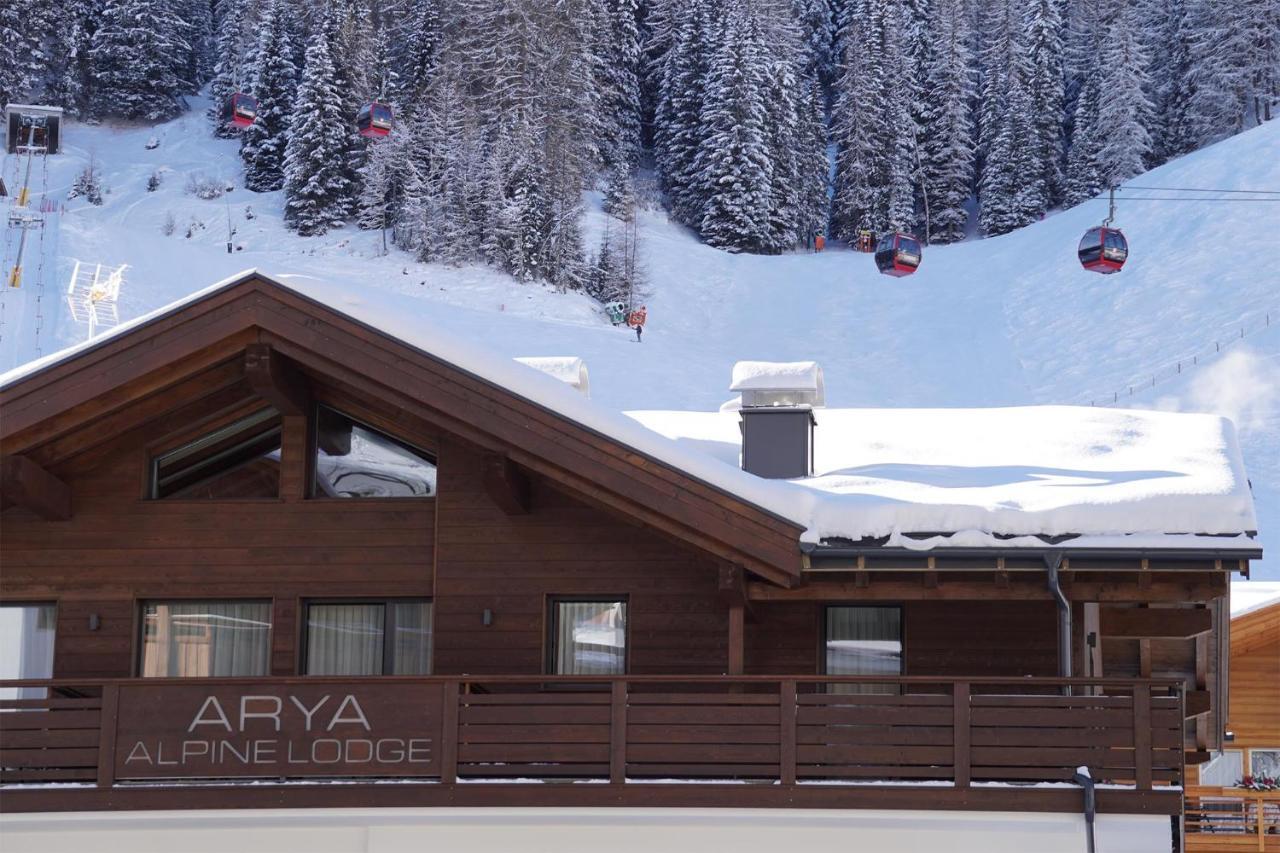 Arya Alpine Hotel